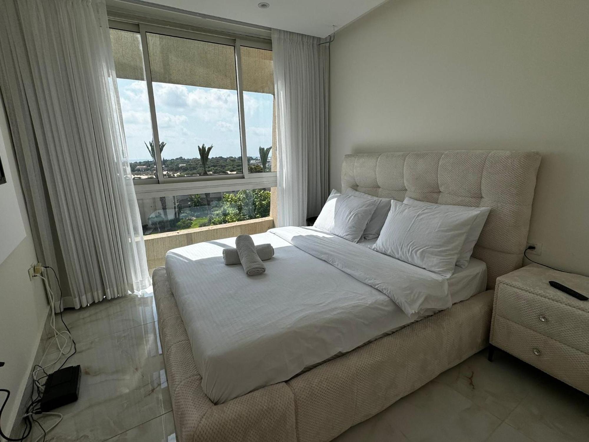 Deluxe Suite เซซาเรีย ภายนอก รูปภาพ